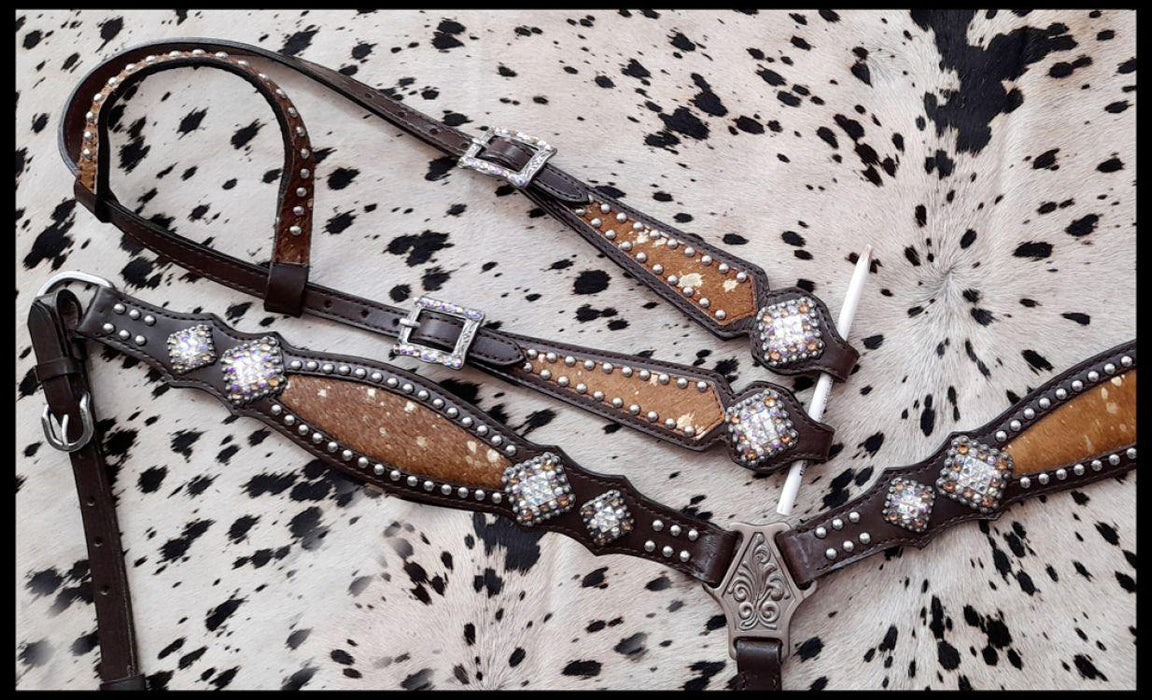 Showman Cowhide inlay browband headstall and breast collar set with beads - Medieval Replicas