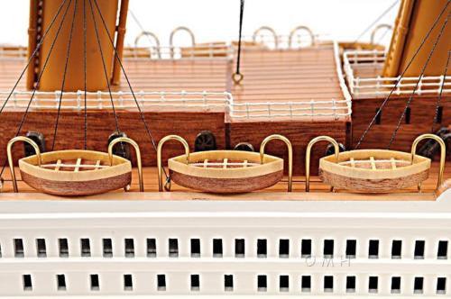 Handcrafted Wooden Titanic Painted Small  Model Ship - Medieval Replicas