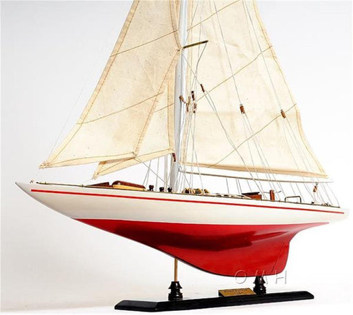 ENDEAVOUR Yacht Painted Wooden Model 24" - Medieval Replicas