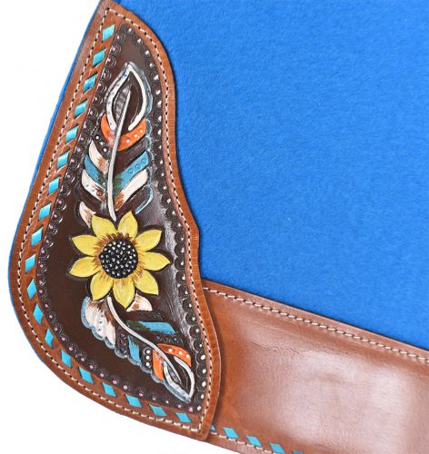 Showman Turquoise felt horse saddle pad