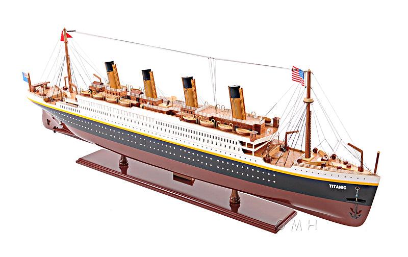 Handcrafted RMS Titanic Midel Ship Large with Display Case - Medieval Replicas