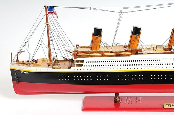 Handcrafted TITANIC PAINTED XL Ship Model 56" Long - Medieval Replicas