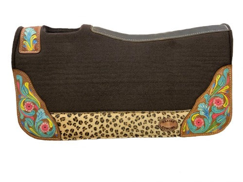 Klassy Cowgirl 28x30 Barrel Style 1” brown felt  pad with hair on cheetah accent