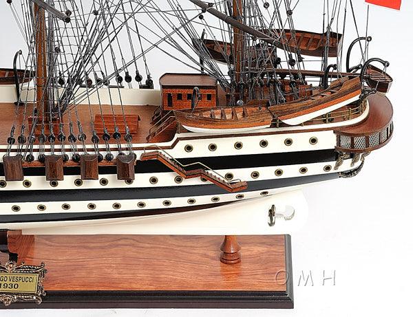 AMERIGO VESPUCCI PAINTED Ship Model - Medieval Replicas