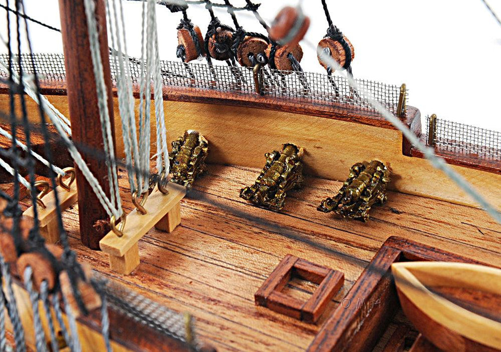 Handcrafted USS Constitution Small Model Ship With Display Case - Medieval Replicas