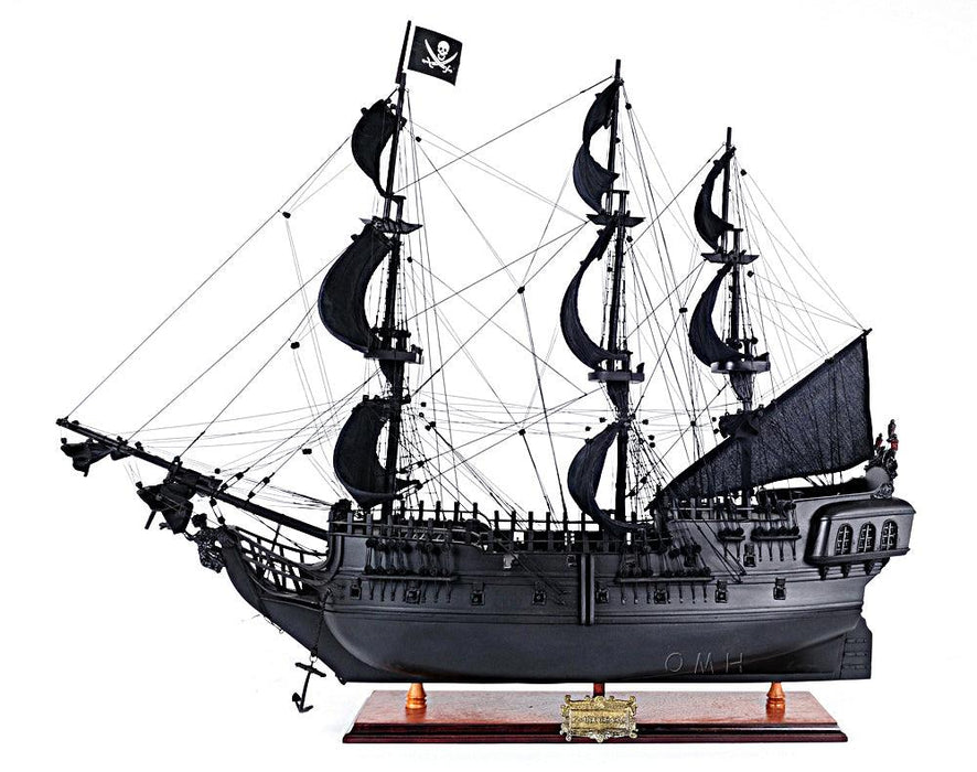 Handcrafted Black Pearl Pirate Ship Large Model With Table Top Display Case - Medieval Replicas