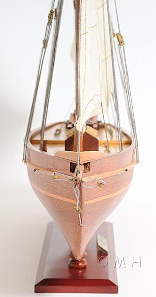 America Yacht Handcrafted Wooden Model 33" Long - Medieval Replicas