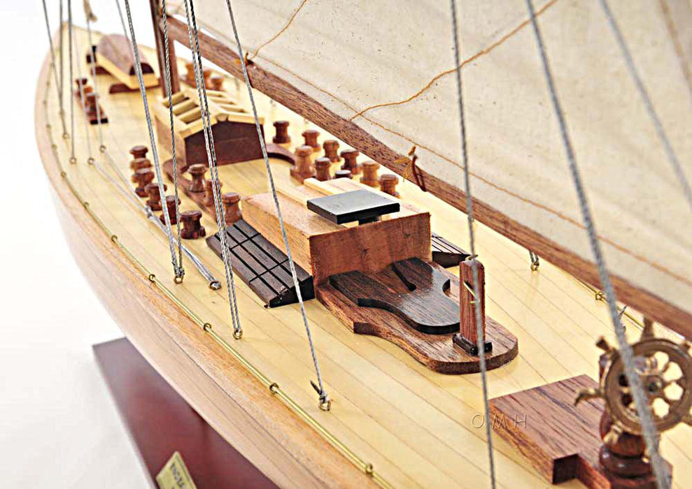 ENDEAVOUR 40" "British Sailboat" Handcrafted Wooden Model Boat - Medieval Replicas