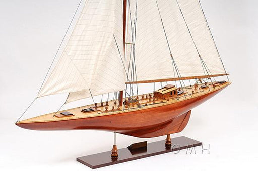 Endeavour XL Wooden Yacht Model - Medieval Replicas