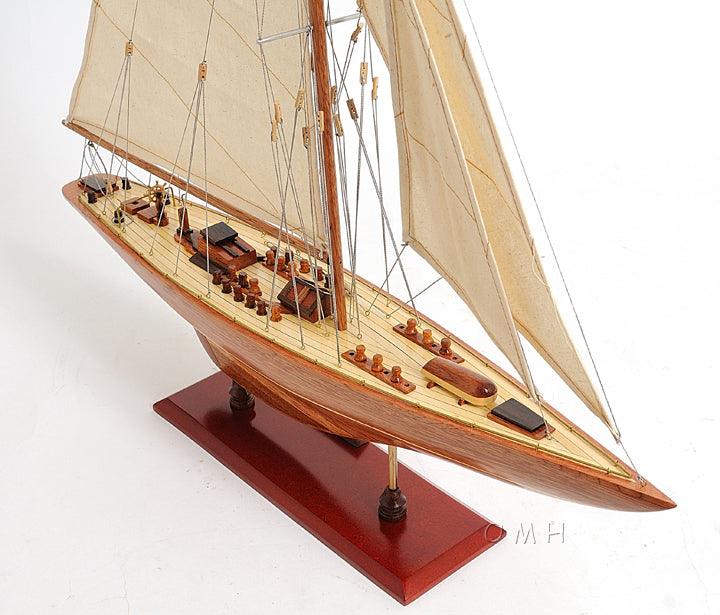 Endeavour Small handcrafted wooden model  boat - Medieval Replicas