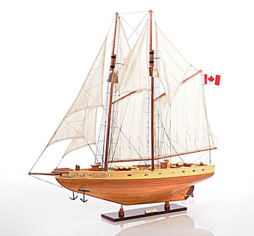 Bluenose II FULLY ASSEMBLED Handcrafted Wooden Model Boat - Medieval Replicas