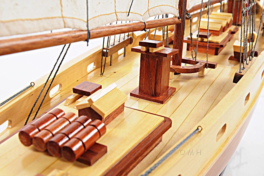 Bluenose II FULLY ASSEMBLED Handcrafted Wooden Model Boat - Medieval Replicas