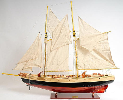 Handcrafted Bluenose II painted Medium Ship Model - Medieval Replicas