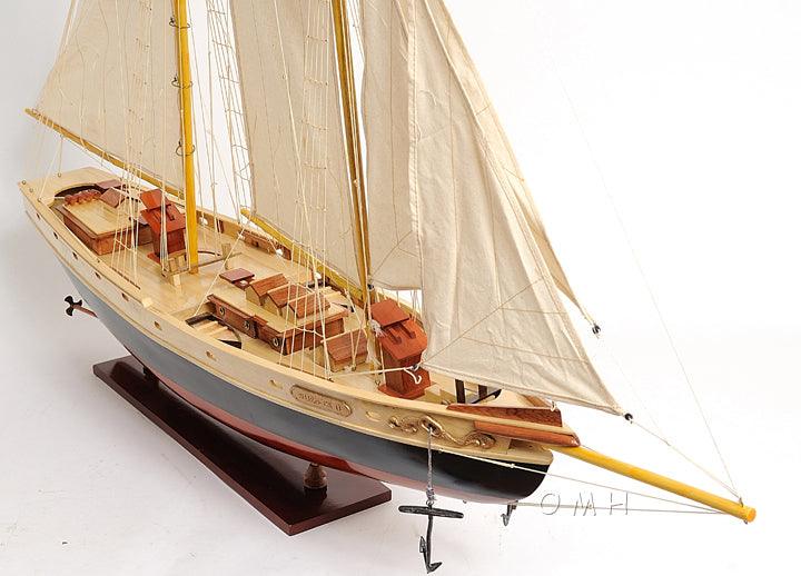 Handcrafted Bluenose II painted Medium Ship Model - Medieval Replicas