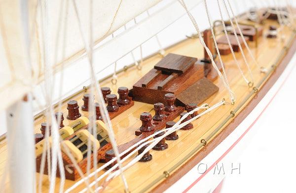 ENDEAVOUR Yacht Painted Wooden Model 24" - Medieval Replicas