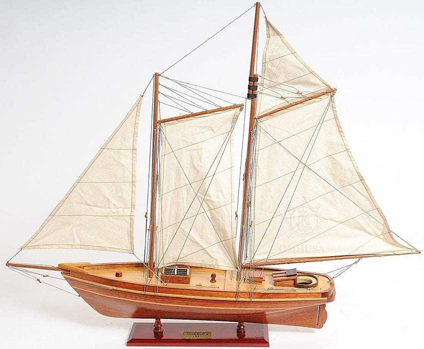 America Cup Racing Yacht Fully Assembled Model - Medieval Replicas