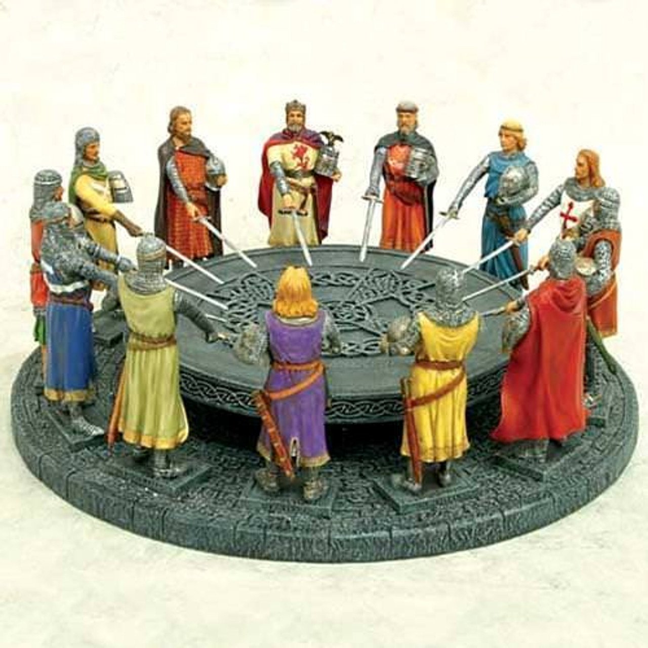 0000877_knights-of-the-round-table-centerpiece__23861