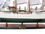 Esmeralda Painted Admiral Line