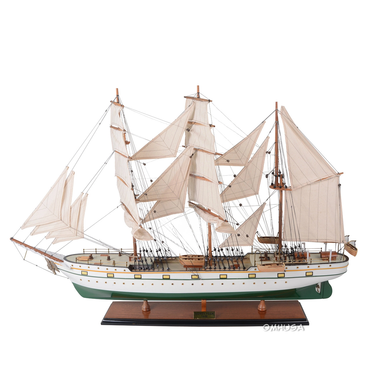 T174-GORCH-FOCK-MEDIUM-ADMIRAL-LINE-FULLY-ASSEMBLED-L01.webp Gorch Fock Medium Admiral Line | Fully Assembled
