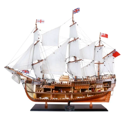 HMS Endeavour Open Hull Admiral Line
