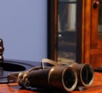 Binocular w leather overlay in wood box — view 1
