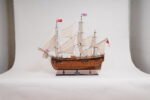 HMS Endeavour Historic Ship Model Admiral Line
