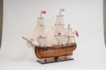 HMS Endeavour Historic Ship Model Admiral Line
